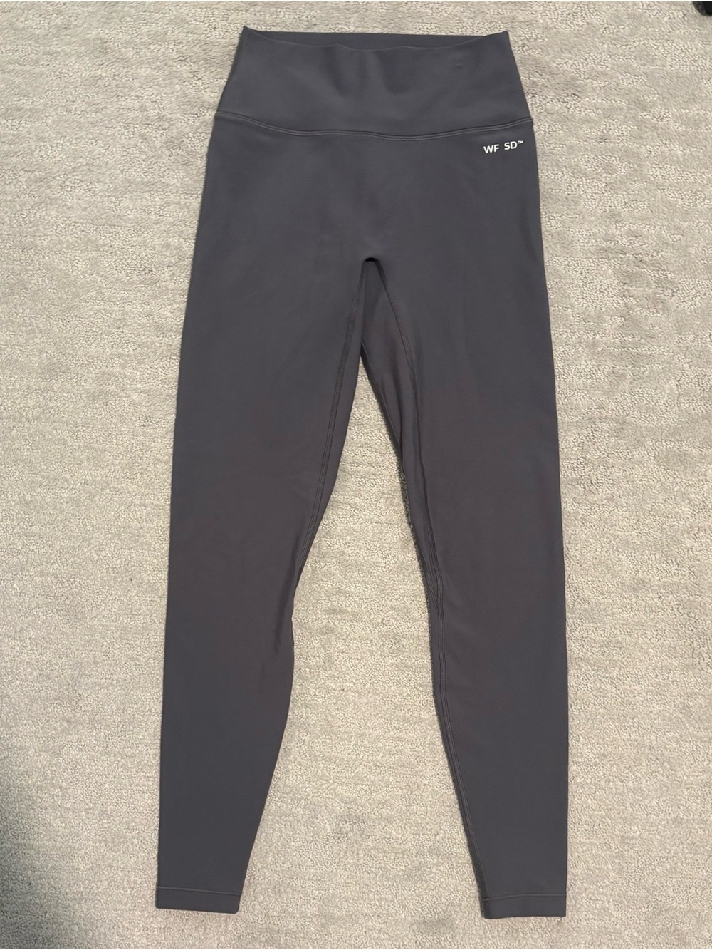 White Fox x Sarah’s Day Leggings